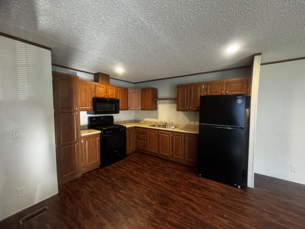 Photo 1 of 2 of home located at 200 Paradise Acres Rd, #75 Carterville, IL 62918