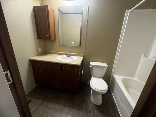 2019 LH166432F  Home