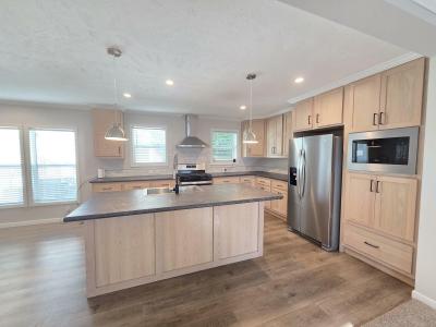 Mobile Home at 53 Ash Highland, MI 48357