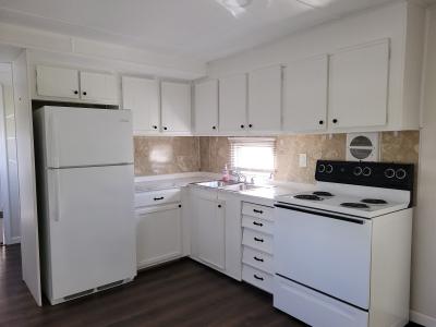 Photo 3 of 26 of home located at 11 Center Rd Palmetto, FL 34221