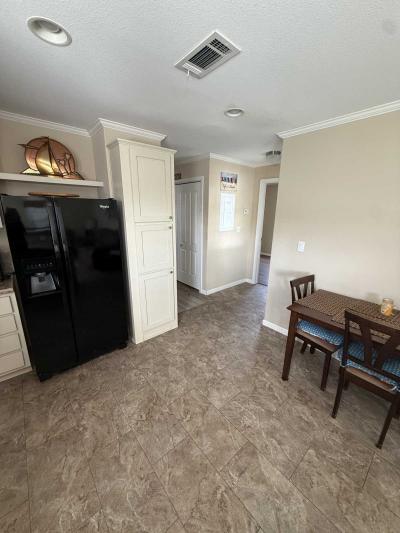 Photo 5 of 15 of home located at 701 Aqui Esta Dr #188 Punta Gorda, FL 33950