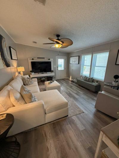 Photo 2 of 26 of home located at 701 Aqui Esta Dr #182 Punta Gorda, FL 33950