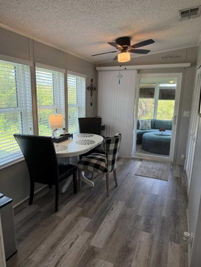 Photo 5 of 26 of home located at 701 Aqui Esta Dr #182 Punta Gorda, FL 33950