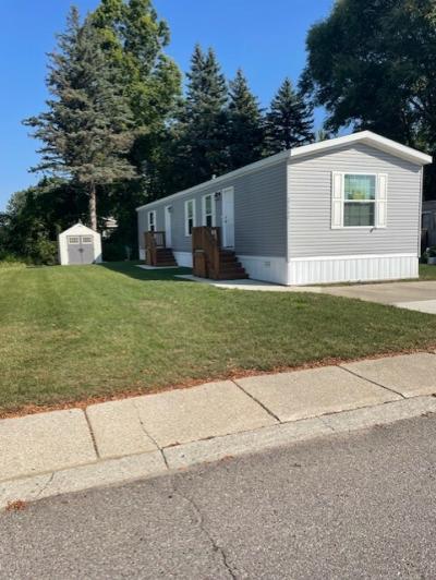 Mobile Home at 27542 Versaillas #528 Romulus, MI 48174