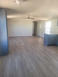 1996 Oakwood Manufactured Home