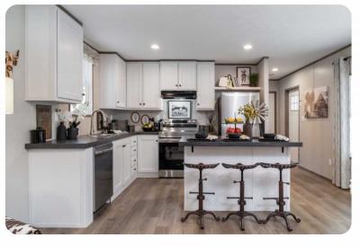 Photo 3 of 7 of home located at 2900 S Interstate Highway 215 Waxahachie, TX 75165