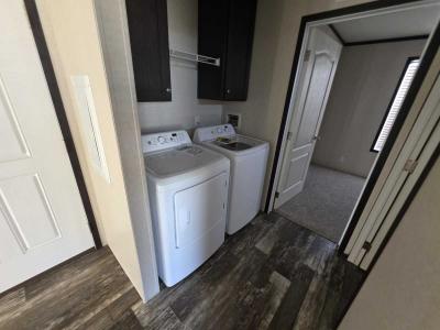 Photo 5 of 5 of home located at 3202 S 12th St Unit 25 Marshalltown, IA 50158