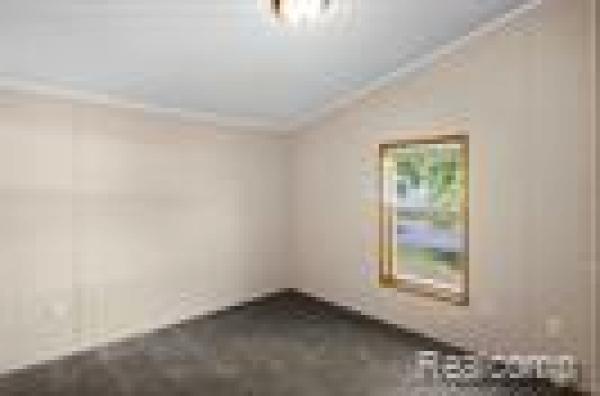 1998 Glenmoor Mobile Home