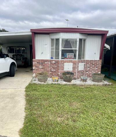 Mobile Home at 297 1/2 S Lake Ave Frostproof, FL 33843