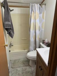 2000 Hollypark Manufactured Home