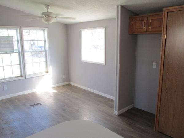 1994 SUPREME VALUE Manufactured Home