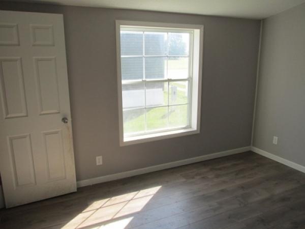 1994 SUPREME VALUE Manufactured Home