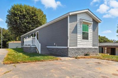 Photo 3 of 21 of home located at 710 Sand Hill Road Lot 29 Asheville, NC 28806