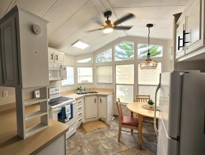 Photo 4 of 12 of home located at 7125 Fruitville Rd 1393 Sarasota, FL 34240