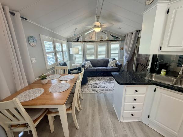 1990 Mobile Home