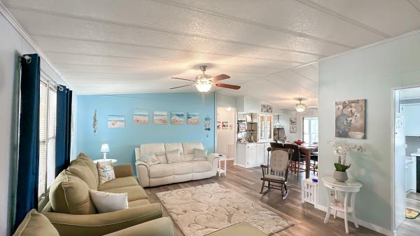 1984 HOME Mobile Home