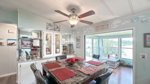 1984 HOME Mobile Home