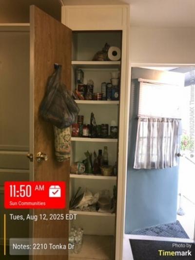 Photo 4 of 19 of home located at 2210 Tonka Drive Orlando, FL 32839