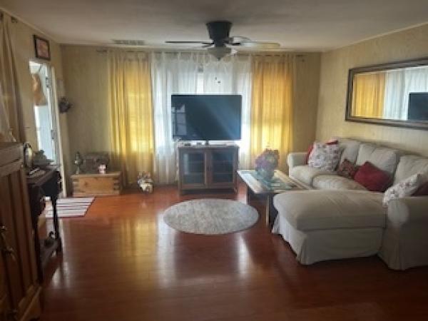 1977 TROP HS Mobile Home