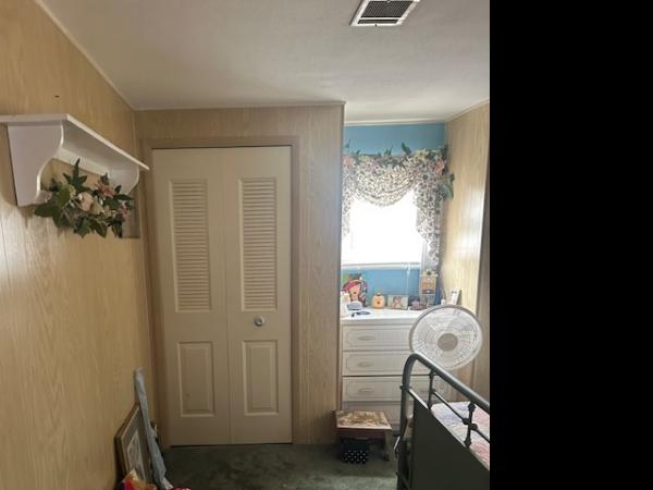 1977 TROP HS Mobile Home