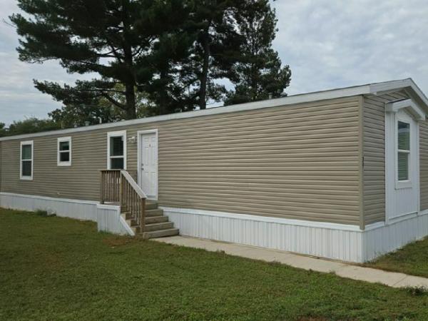2021 Clayton - Lewistown PA 56GEM16663BH21-SAPPHIRE Manufactured Home