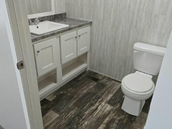 2021 Clayton - Lewistown PA 56GEM16663BH21-SAPPHIRE Manufactured Home