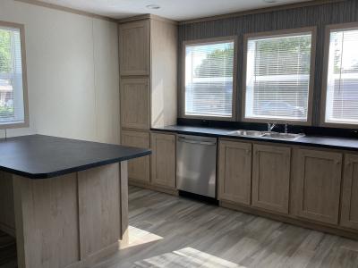 Photo 2 of 10 of home located at 597 Triann Dr. SE Grand Rapids, MI 49548