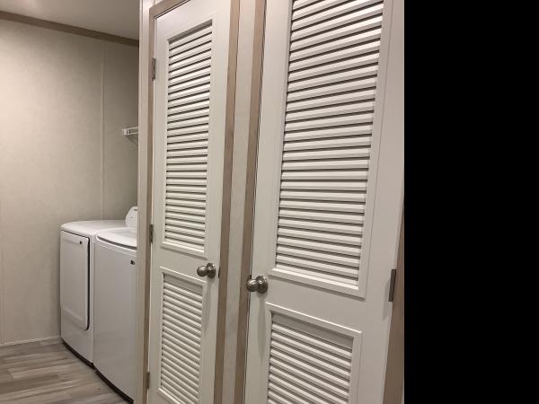 2025 Clayton 7216-4200 Mobile Home