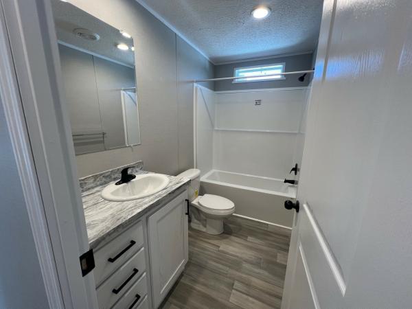 2026 Champion RAPB2860H32174-4BR Mobile Home