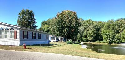 Photo 2 of 20 of home located at 49531 Wintergreen Drive Shelby Township, MI 48315