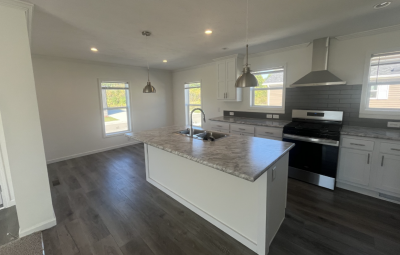 Photo 4 of 12 of home located at 24277 Arrowhead Rd Chelsea, MI 48118