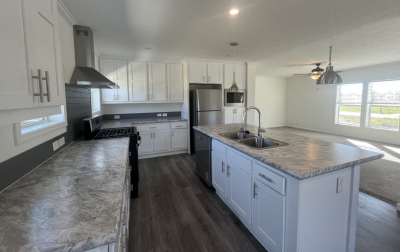 Photo 5 of 12 of home located at 24277 Arrowhead Rd Chelsea, MI 48118