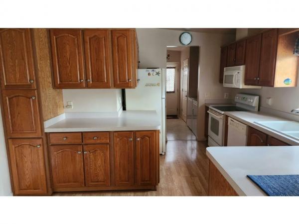 2005 Shamrock Manufactured Home