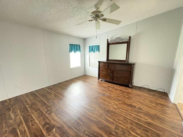 1995 FLEE Manufactured Home
