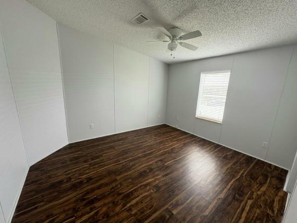 1995 FLEE Manufactured Home