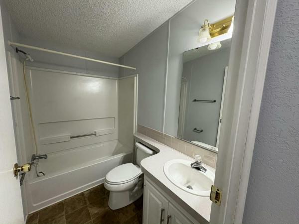 1995 FLEE Manufactured Home