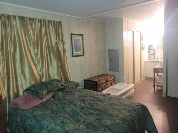 1981 HOME N/A Mobile Home