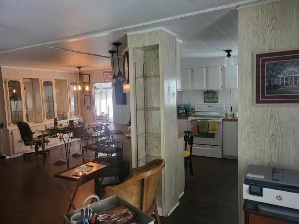 1981 HOME N/A Mobile Home