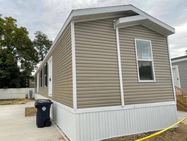 2026 Champion Home Builders, Inc. mobile Home