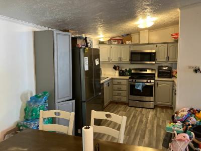 Photo 4 of 10 of home located at 508 California Court, Site # 115 Janesville, WI 53548
