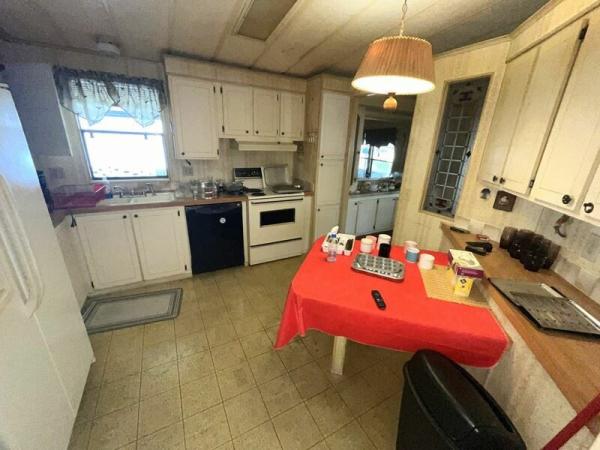 1985 Barr HS Mobile Home