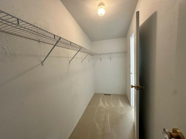 2005 CMH MANUFA MDS312266INAB Mobile Home