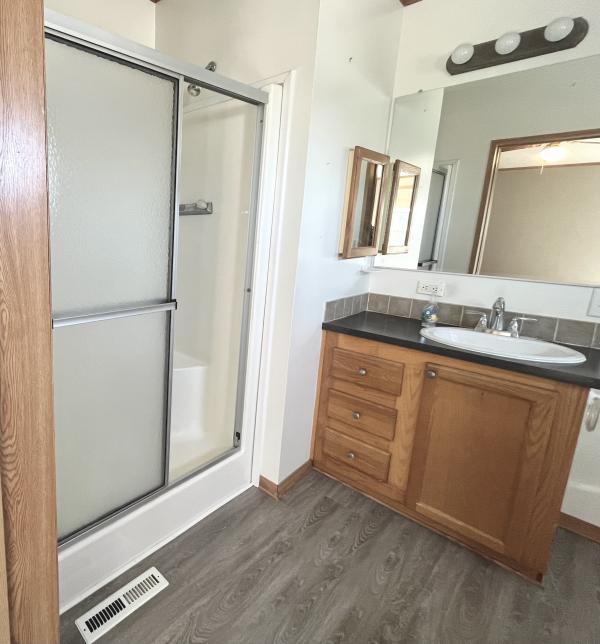 2004 Commander Homes NA Mobile Home