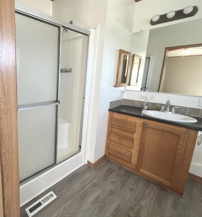 Mobile Home at 25890 Loudon Brownstown, MI 48134