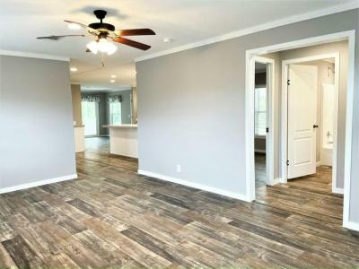 Photo 3 of 21 of home located at 3031 SW 108th St Ocala, FL 34476