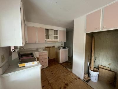Photo 4 of 15 of home located at 147 South Lake Drive Leesburg, FL 34788