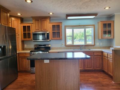 Photo 3 of 20 of home located at 250 Little Peninsula Elgin, IL 60123