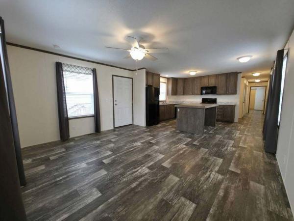 2022 Clayton - Wakarusa Mobile Home