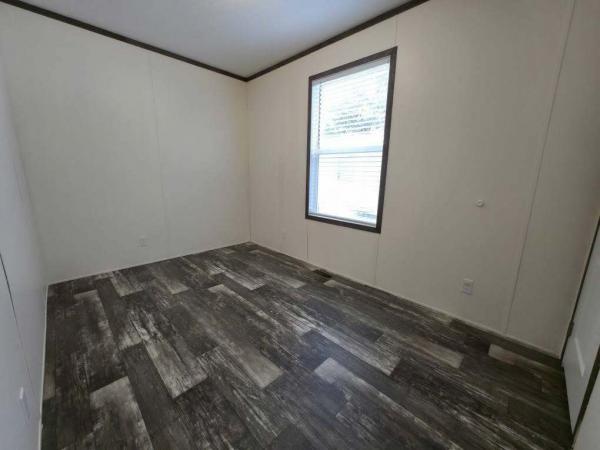 2022 Clayton - Wakarusa Mobile Home