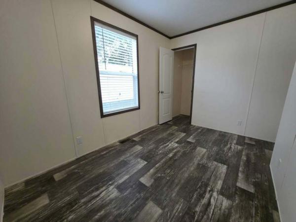 2022 Clayton - Wakarusa Mobile Home